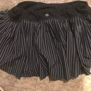Lululemon pleated running skirt